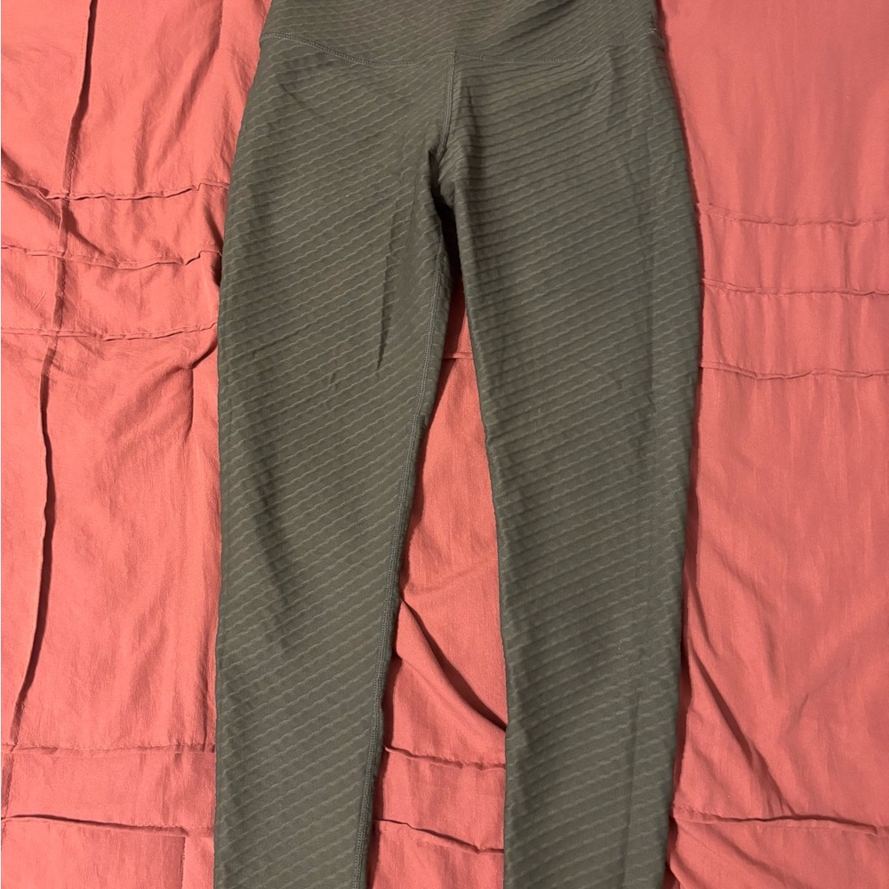 Born primitive leggings